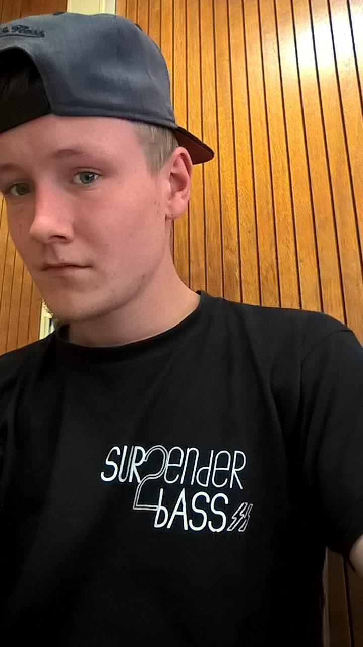 wp_20150821_12_37_56_pro