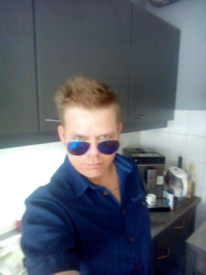 received_1013574328701719